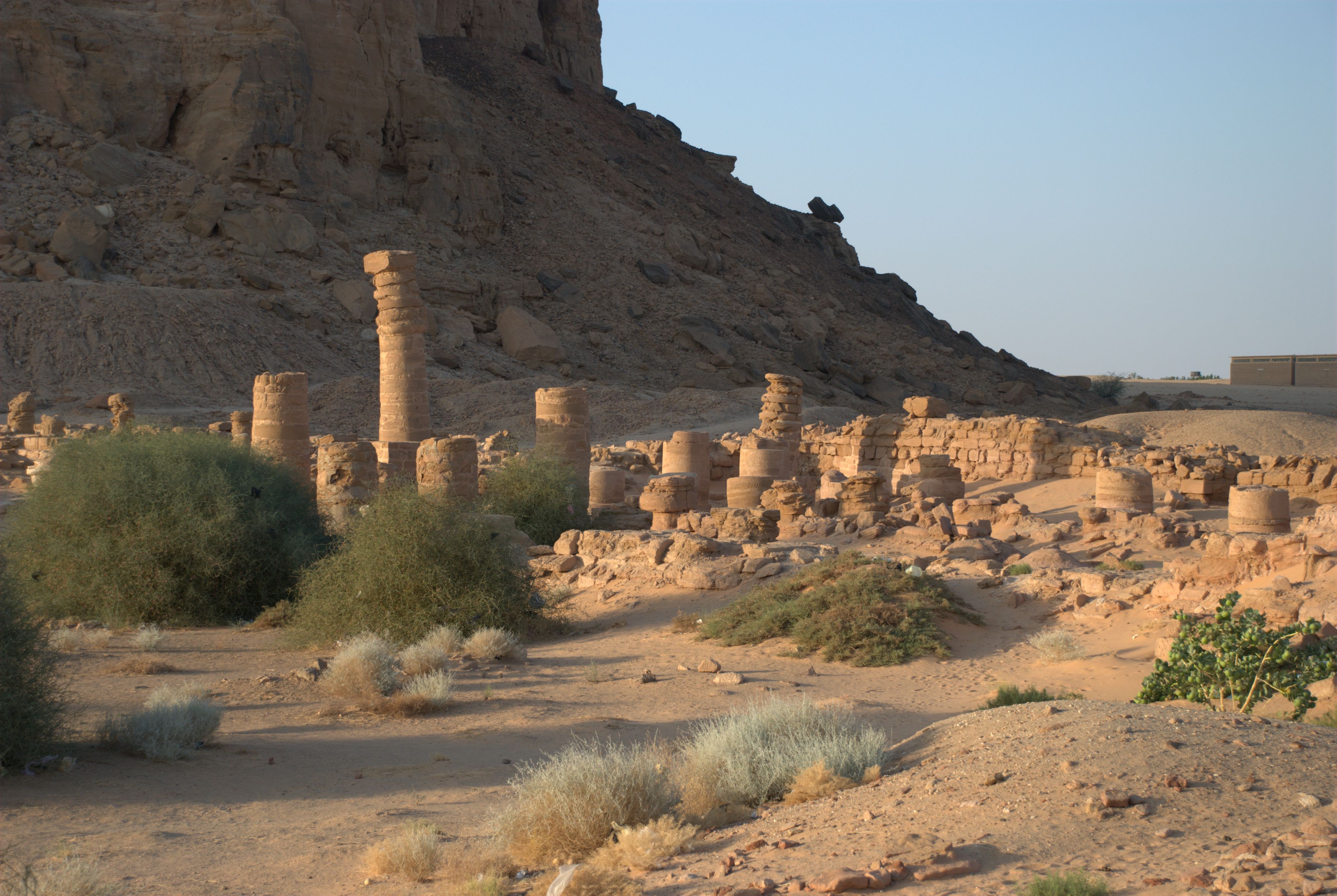 FileAmun_Tempel_Barkal_SW.jpg