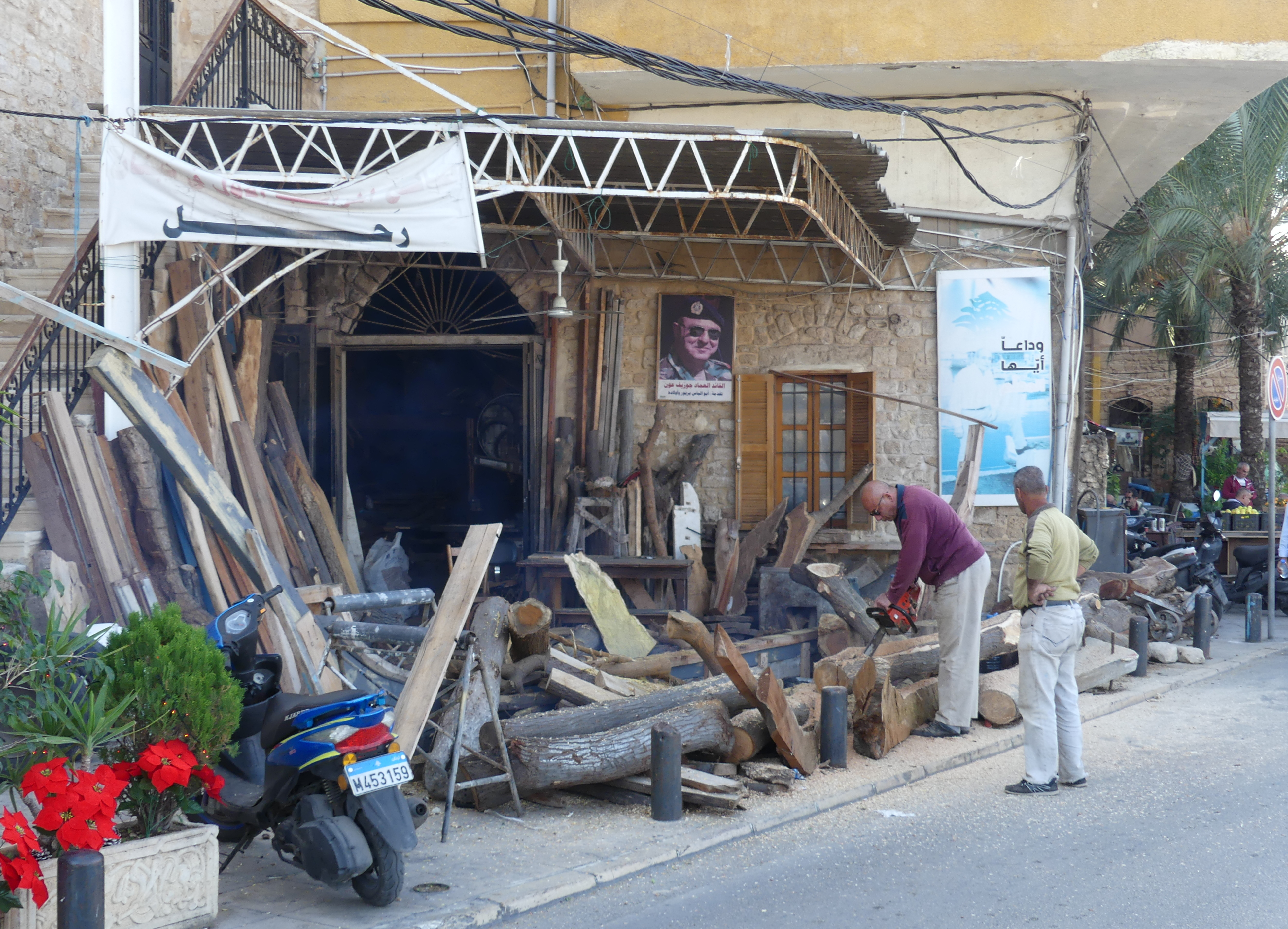 FileBarbourBoatBuilding-TyreSourLebanon_RomanDeckert23122019.jpg