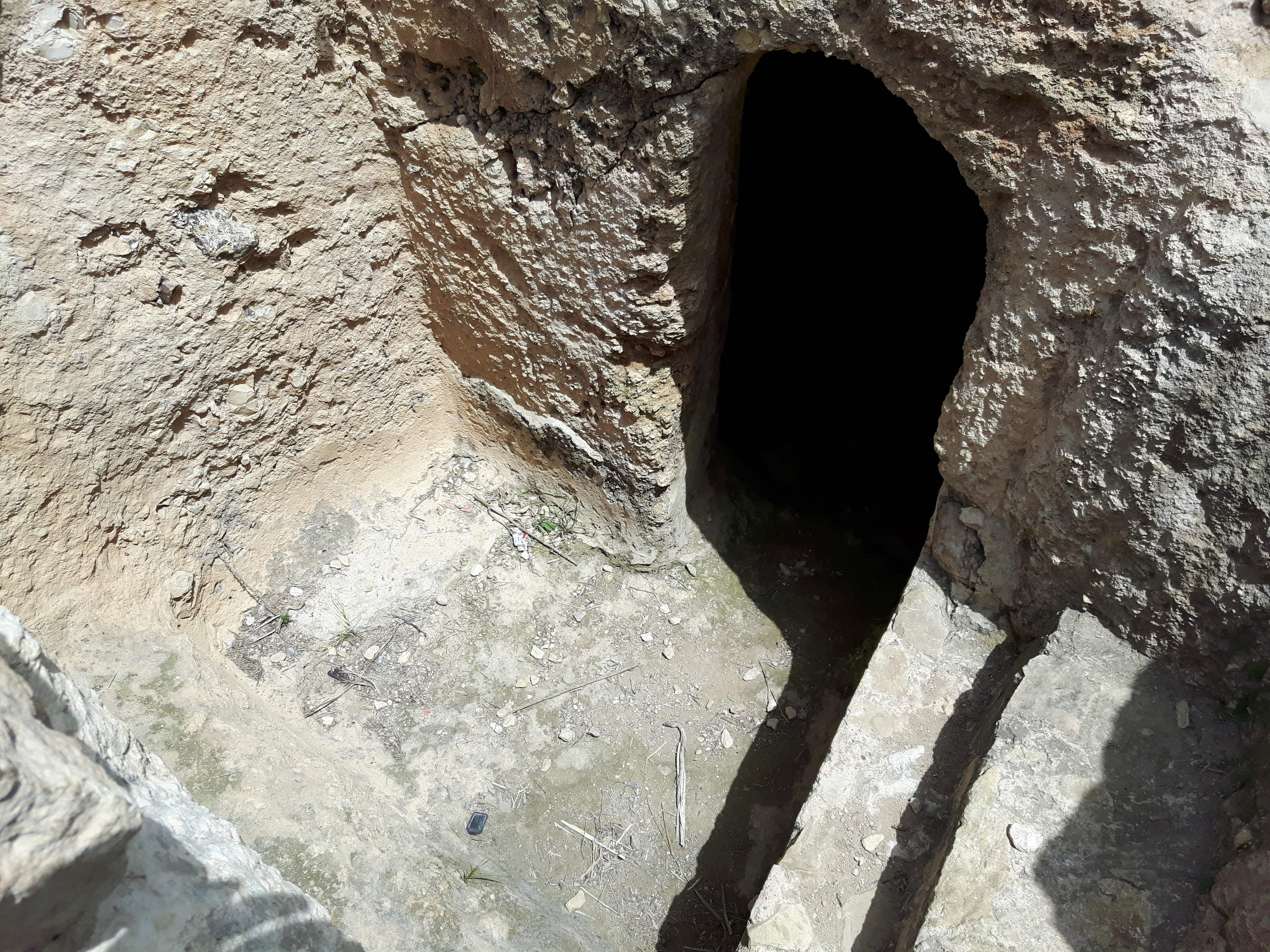 FileMikveh_at_Umm_el-Umdan.jpg