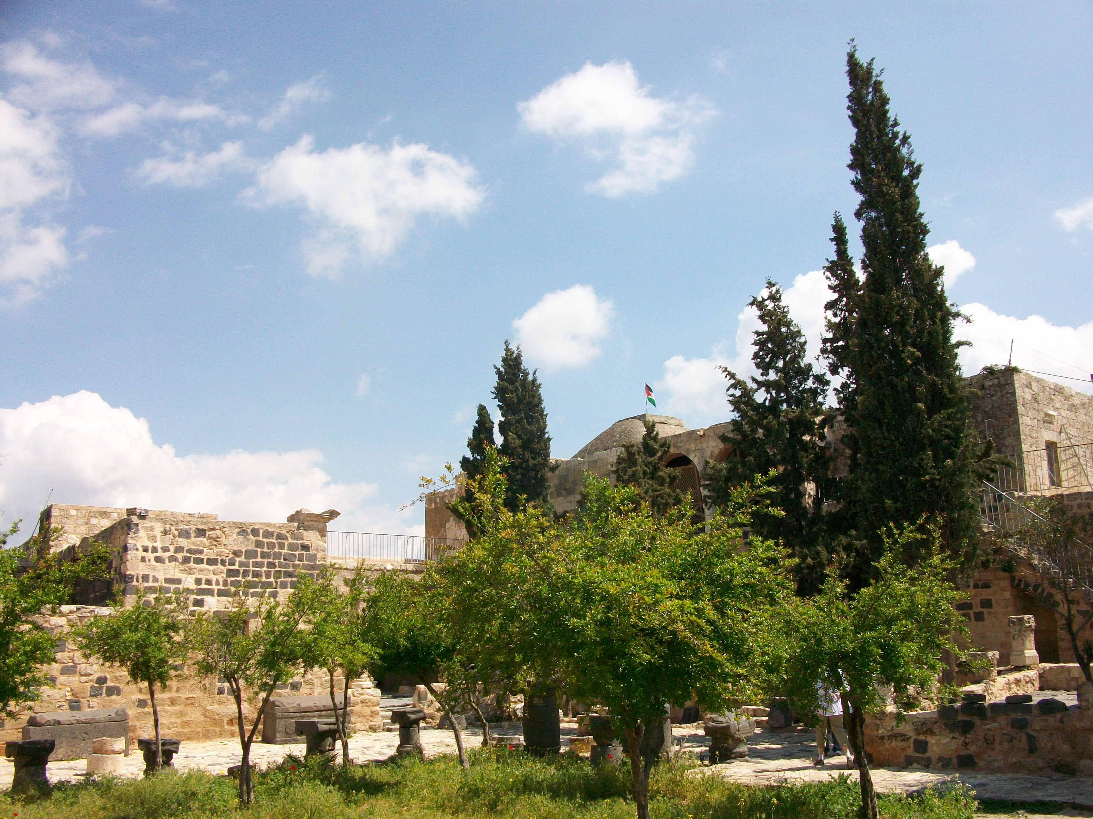 FileMuseum_at_Beit_Russan_Umm_Qais_Jordan.jpg