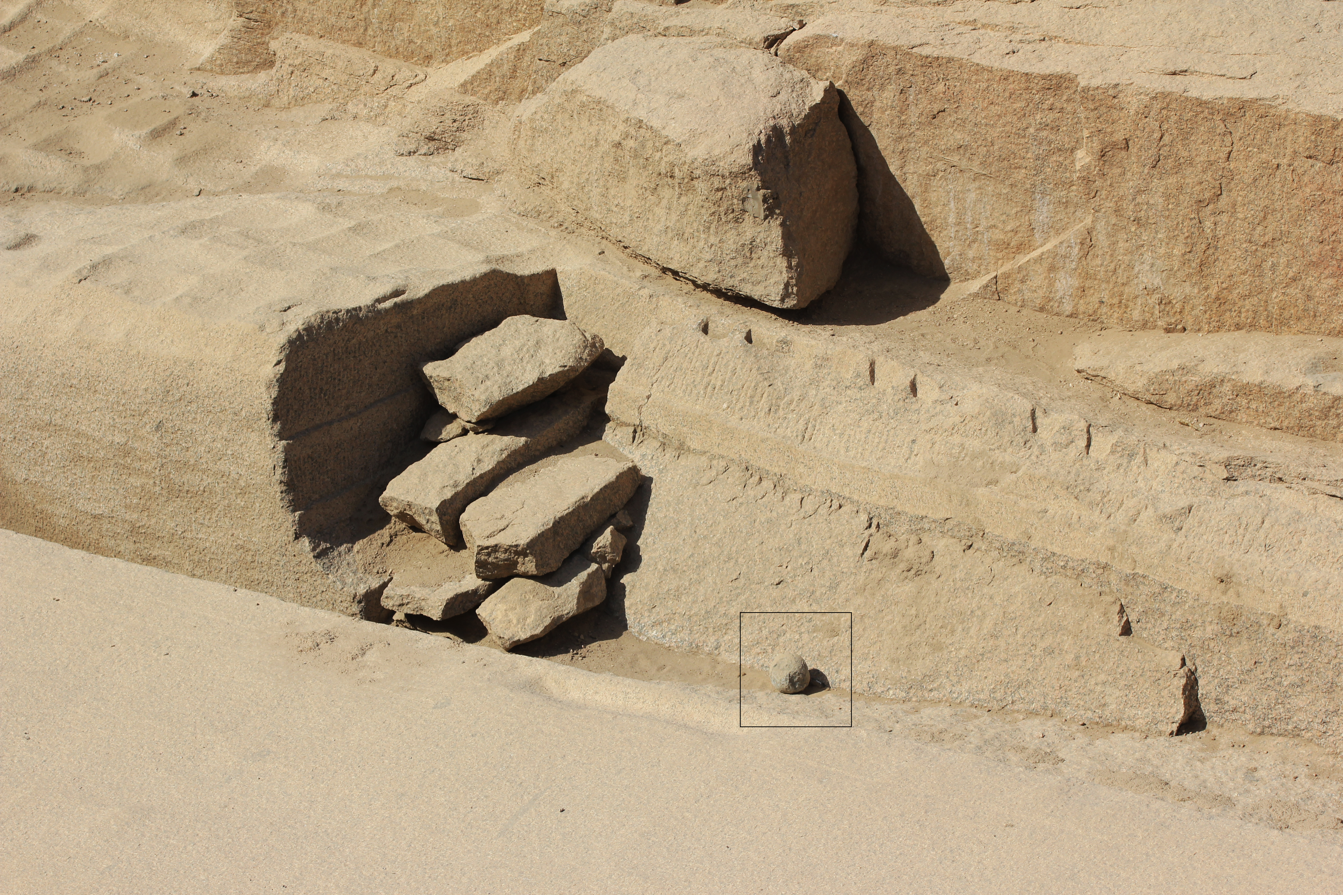 FileObelisk-Quarry-diorite-ball.jpg