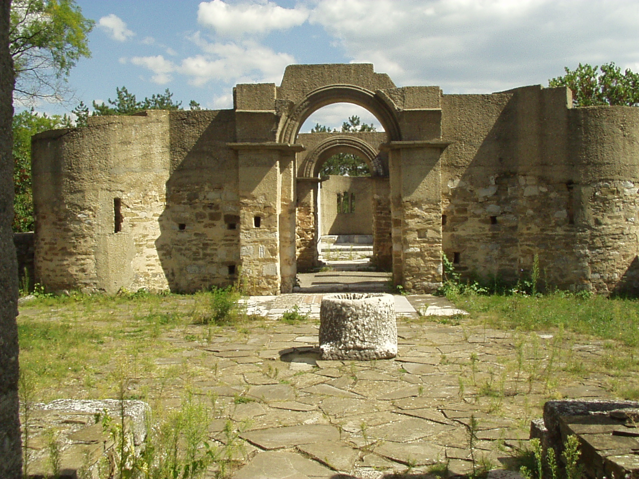 FilePRESLAV_04_12a.jpg