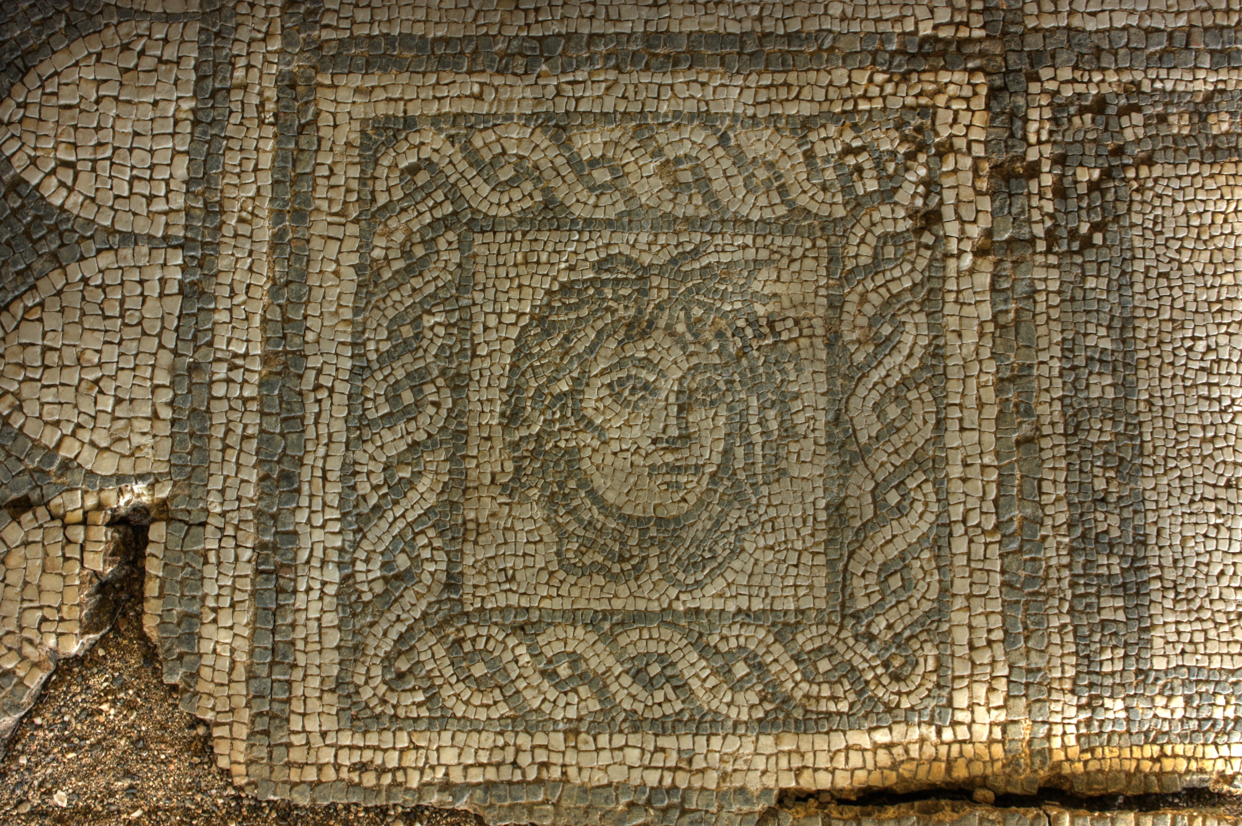 FileVilla_Armira_the_Mosaics_1.jpg