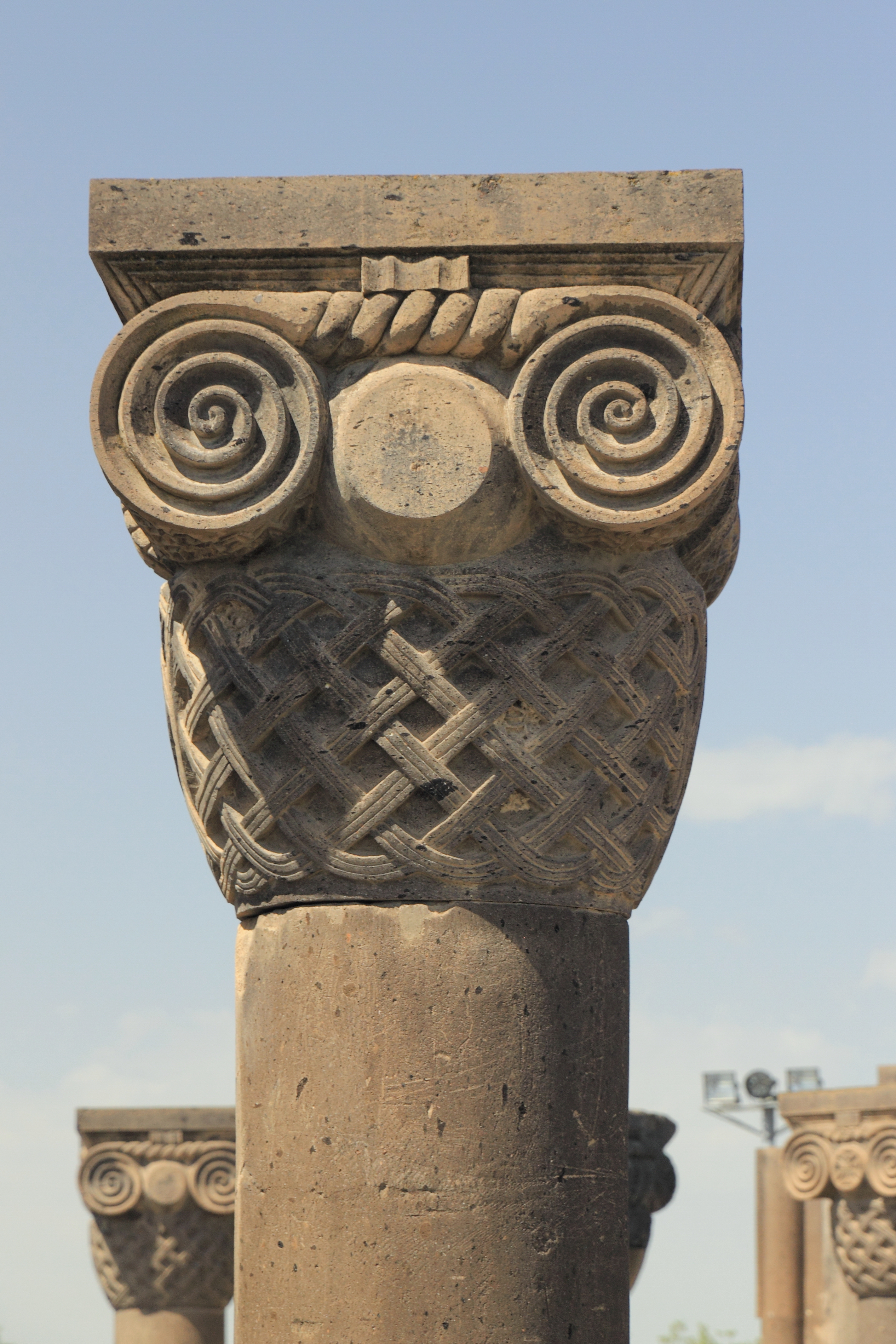 File2014_Prowincja_Armawir_Zwartnoc_Ruiny_katedry_Zwartnoc_03.JPG